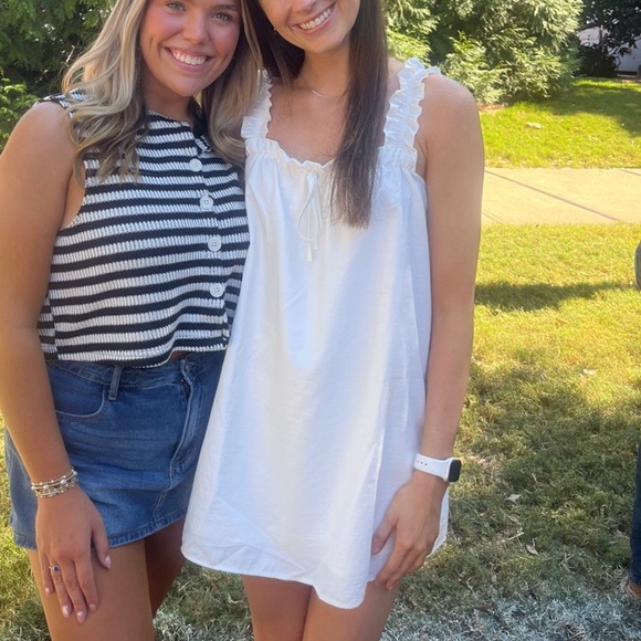 Dress! - Picture 3 of 4